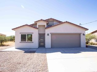 1846 Isabel Ct, Rio Rico, AZ 85648