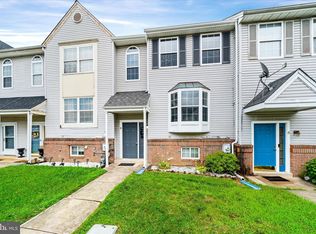 6 Auckland Dr, Newark, DE 19702