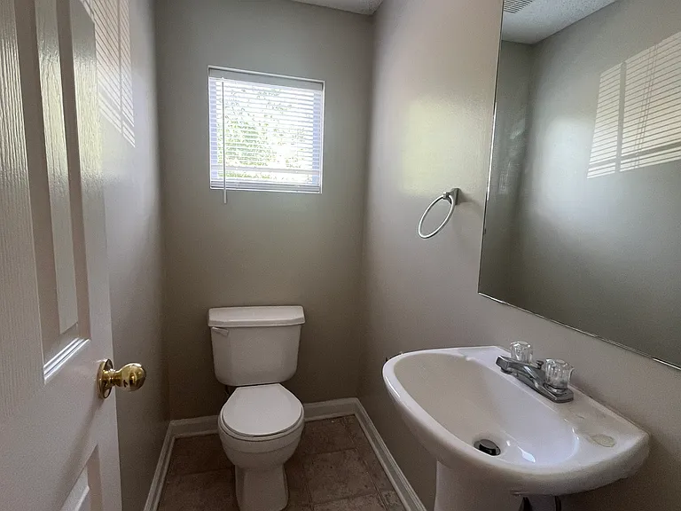 402 Blue Ridge Villa Dr #402 — Photo 13