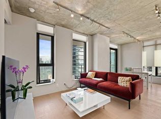 1010 W 6th St SW #2806, Calgary, AB T2R1B4