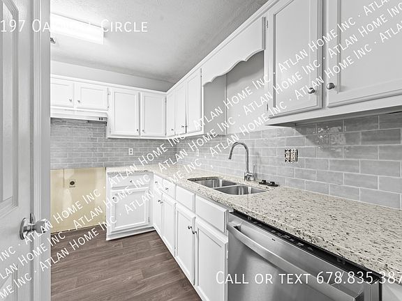 4th image of 4197 Oaknoll Cir