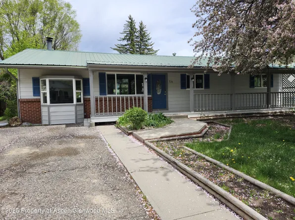 737 Rose St, Craig, CO 81625