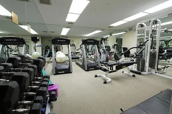 Rented by Compass | media 14