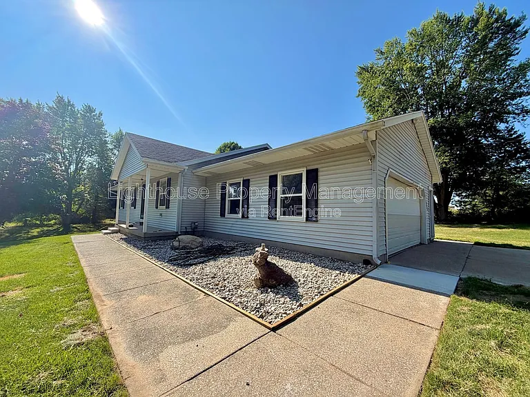 6800 68th St SE — Photo 1