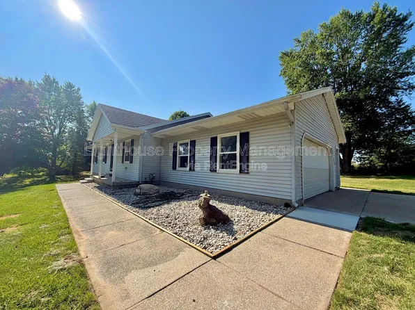 6800 68th St SE, Caledonia, MI 49316