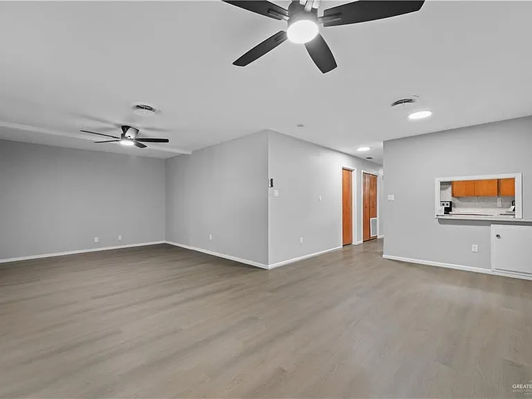 401 N 41st St #16 — Photo 3