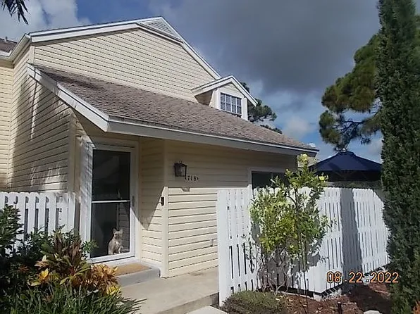 718 Fairway Dr, Melbourne, FL 32940