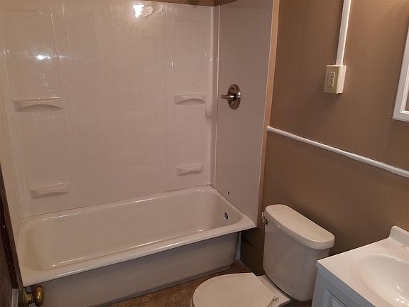 2nd image of 4027 Meramec St APT 2