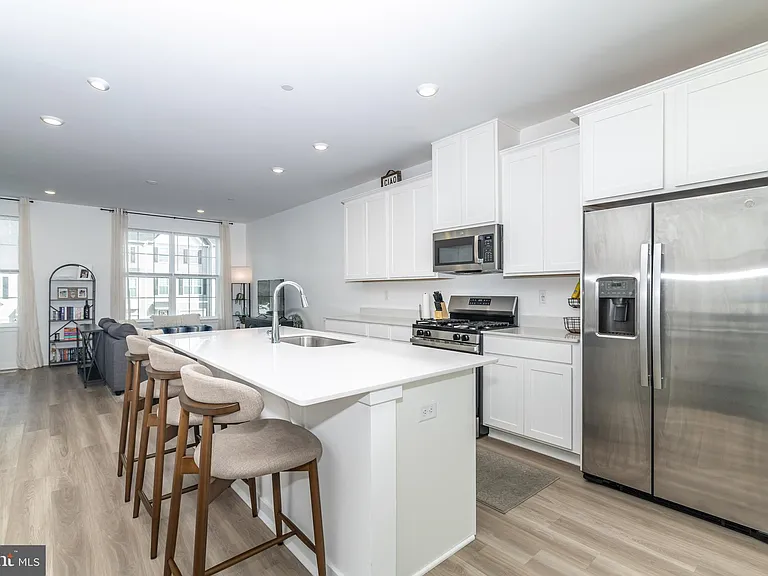 41 Barnes Way — Photo 18