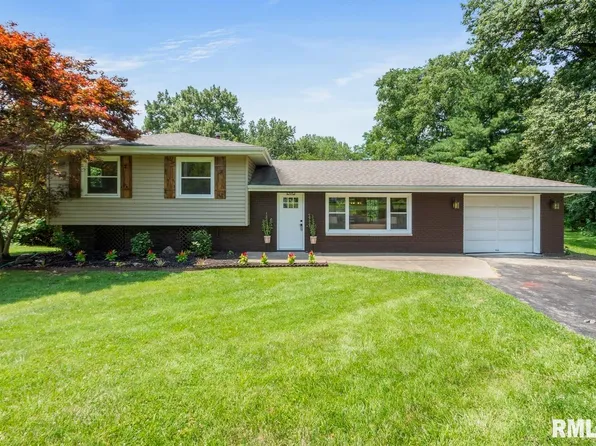 4406 W Middle Rd, Peoria, IL 61605