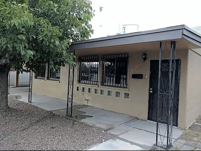 6399 Normandy Dr #A — Photo 1