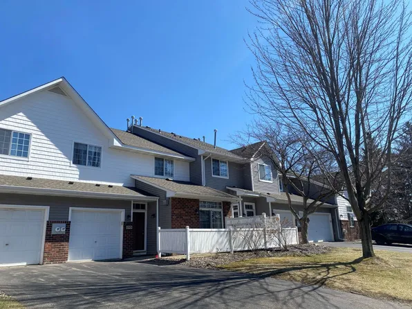 17975 Cobblestone Way, Eden Prairie, MN 55347