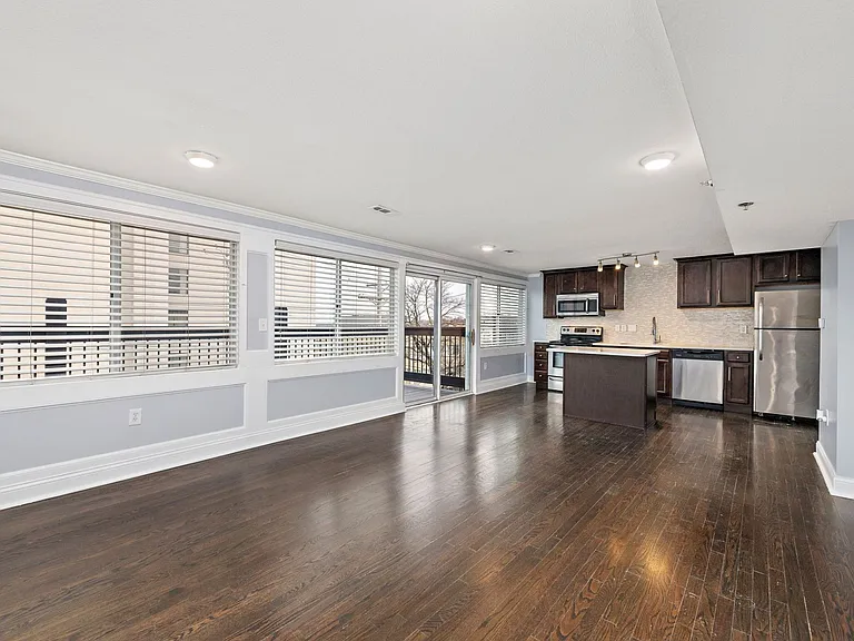 4544 Summit St — Photo 101