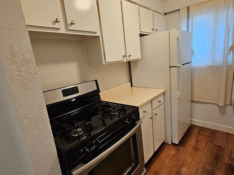 2707 S Adams Street — Photo 3