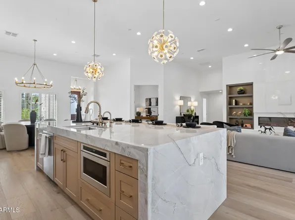 8713 N 80th Place, Scottsdale, AZ 85258