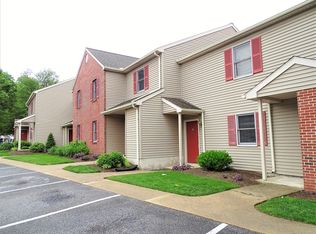 128 Hilldale Dr APT B, Ephrata, PA 17522