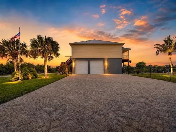 7235 Stacy Ln, Port Charlotte, FL 33981