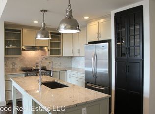 939 N High St UNIT 310, Columbus, OH 43201