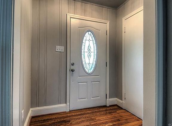 3rd image of 7709 Antionette Dr