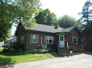 28 Highland Ave, Bradley, ME 04411
