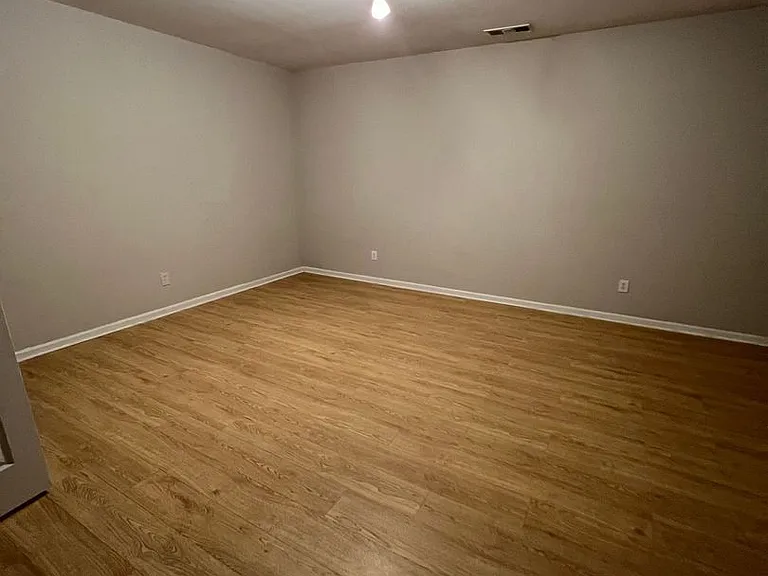 821 Tulip Poplar Way — Photo 20