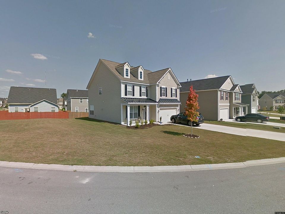 2nd image of 226 Birchfield Dr