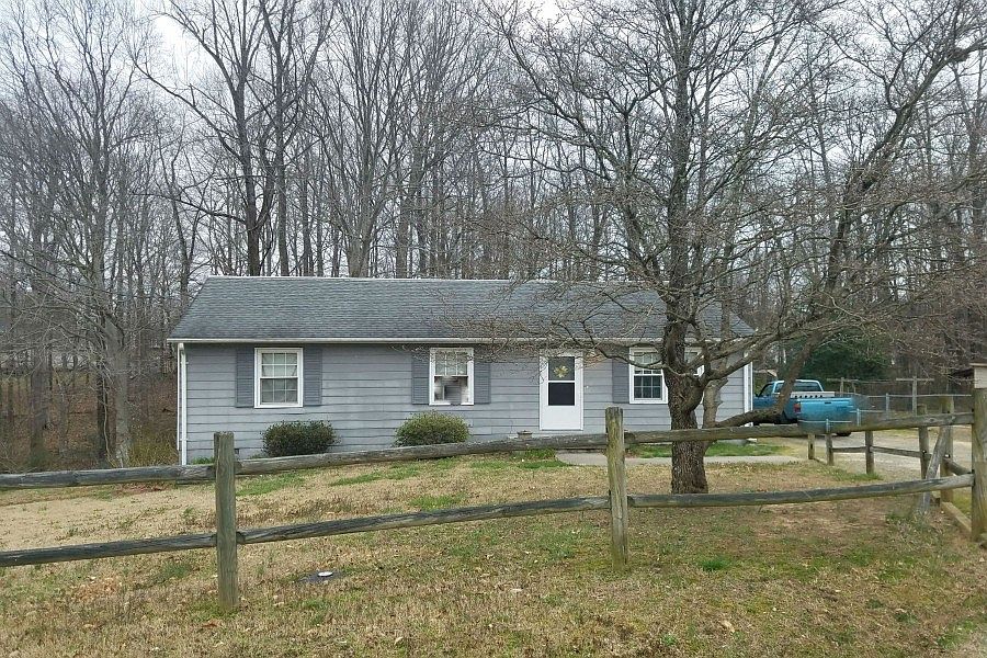 1st image of 3705 Jackie Dr