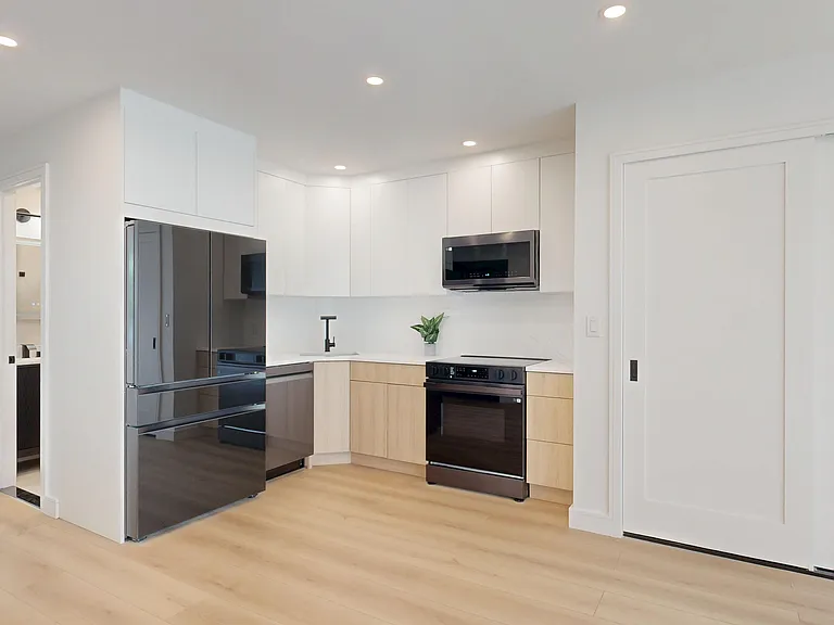 5614 3rd Ave #1 — Photo 4