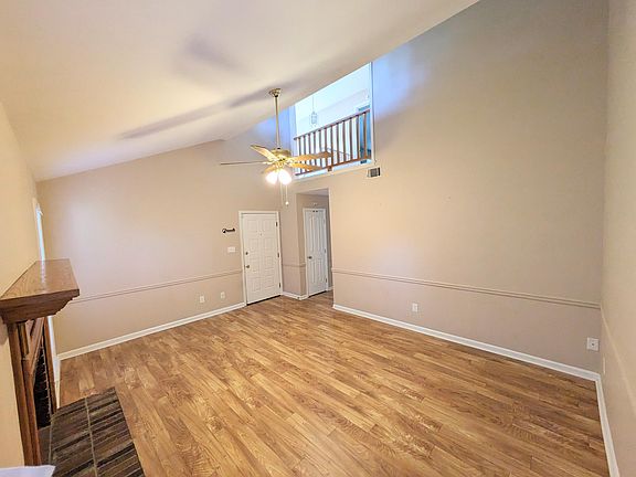 3rd image of 3038 Otter Ct