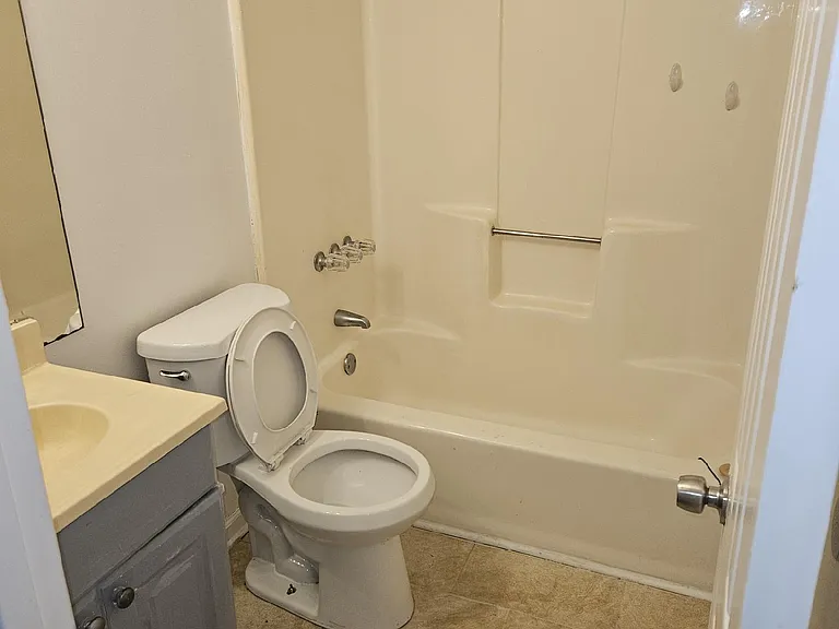 3490 Kingswood Trl #3490 — Photo 6