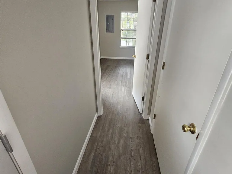 431 Lester Rd — Photo 6