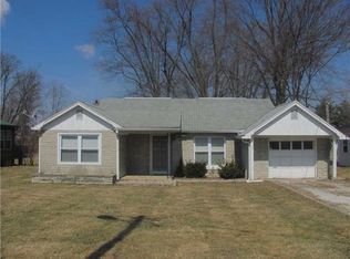 1896 Market St, Clayton, IN 46118