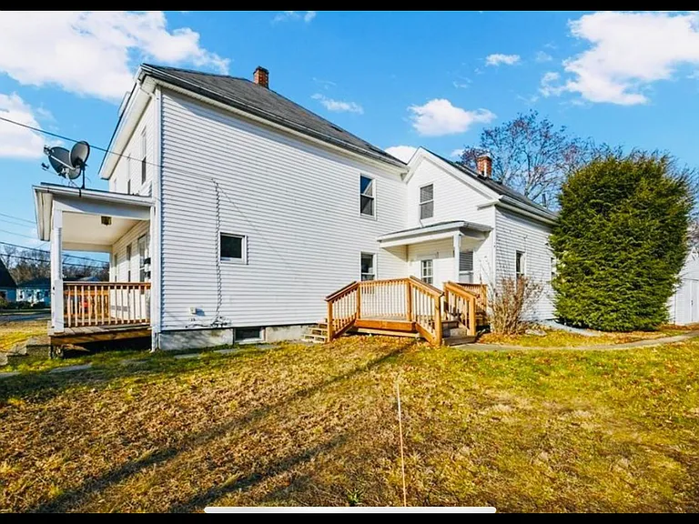 8 Highland St #1 — Photo 15