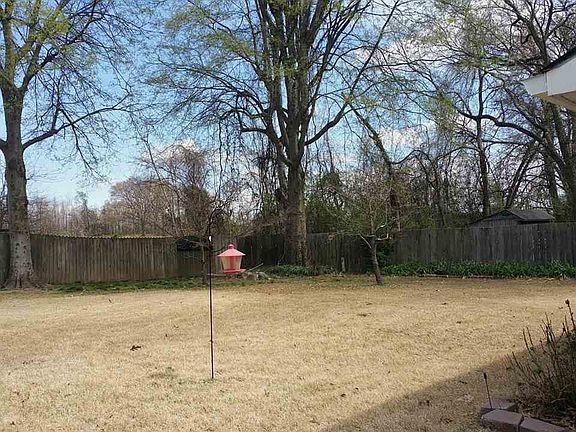 2nd image of 230 Woodside Ln