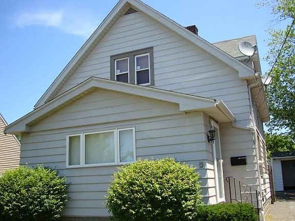 2nd image of 897 E 207th St