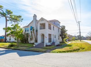 2802 Palm St, Houston, TX 77004