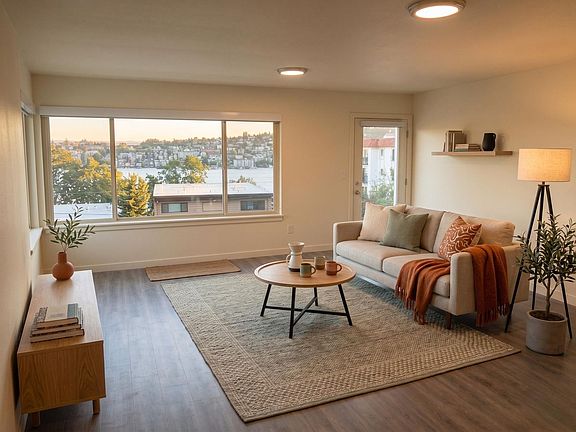 4th image of 2465 Dexter Ave N #301