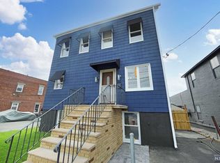 59 Liberty St, Little Ferry, NJ 07643