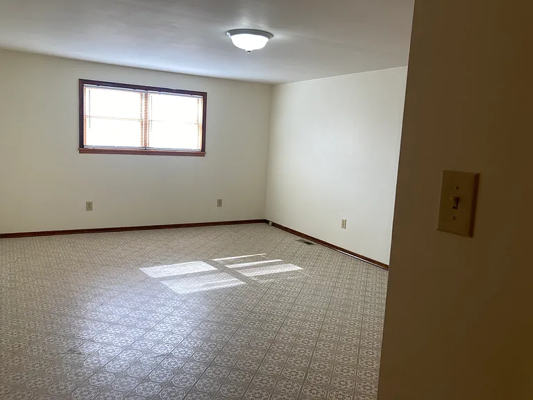 75 Pershing St — Photo 5