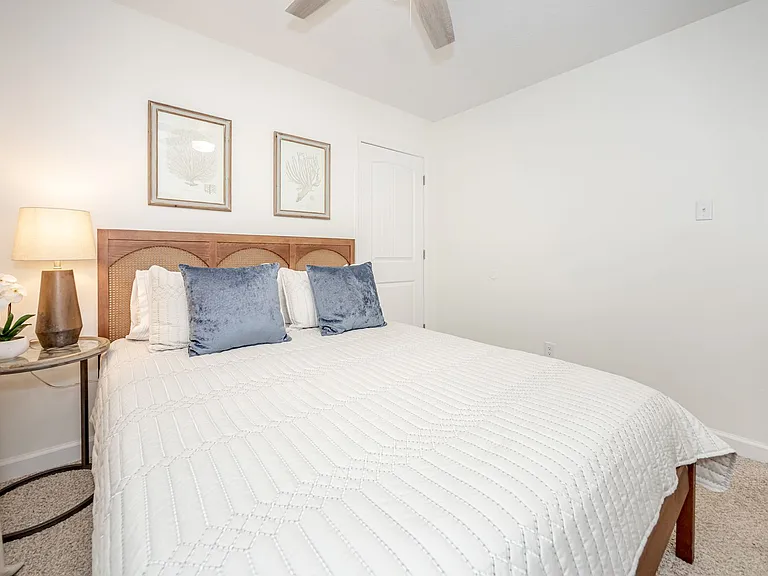 114 Ethel Cir #17 — Photo 32