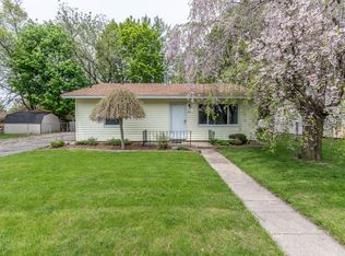 328 W Jolly Rd, Lansing, MI 48910