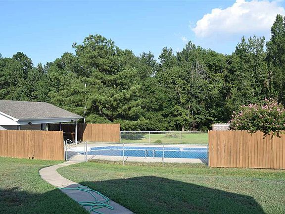 2nd image of 5406 Deer Creek Dr