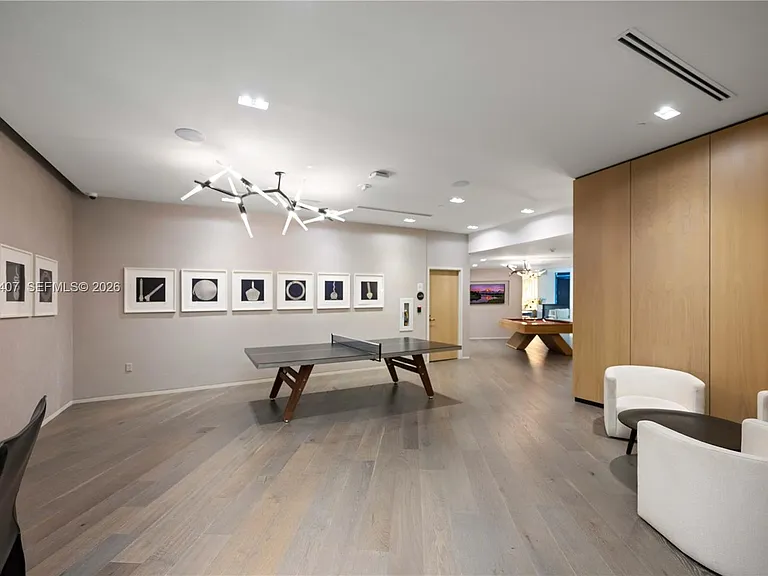 650 NE 32nd St #1501 — Photo 31