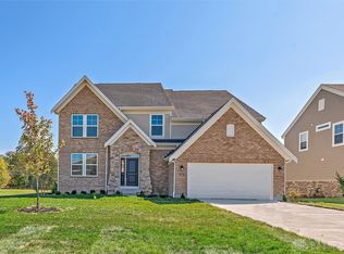 3525 Cypress Pointe Dr, Bellbrook, OH 45305