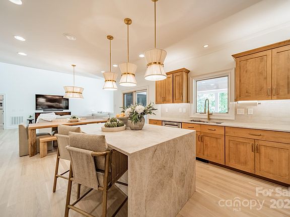 5th image of 123 Archbell Point Ln