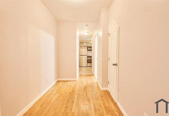 4th image of 1807 Phelan Pl #2F