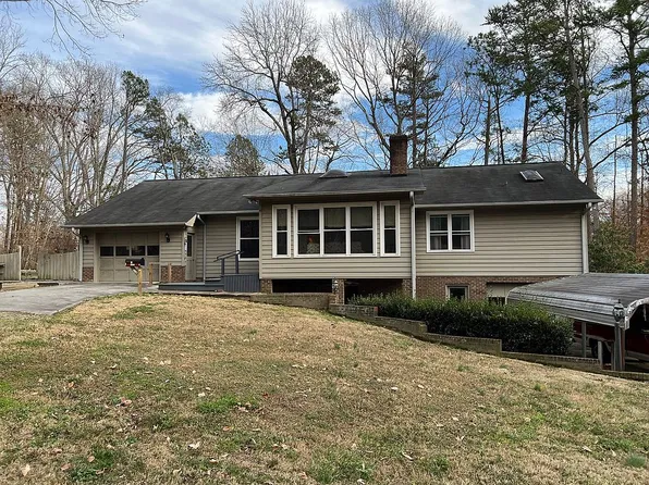 100 Brandon Ct, Lexington, NC 27295