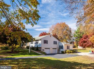 26 Gloucester Dr, Downingtown, PA 19335