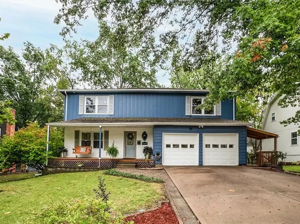 9303 Grant Dr, Overland Park, KS 66212