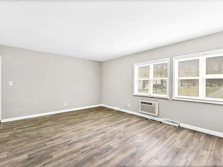 20648 Lorain Rd — Photo 11